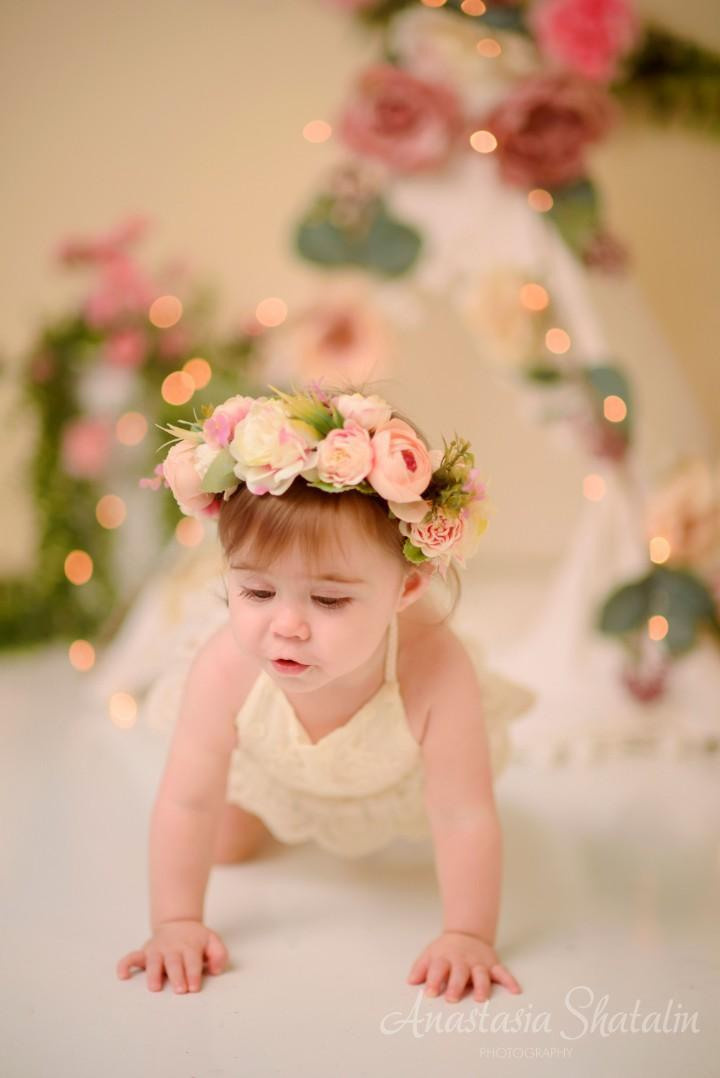 Roseville cake smash. Family photographer in Roseville, Rocklin, Folsom, Sacramento