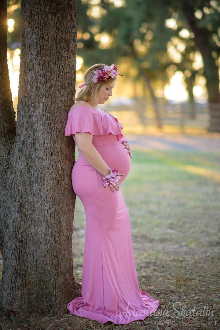Maternity photoshoot. Family photographer in Roseville, Rocklin, Folsom, Sacramento