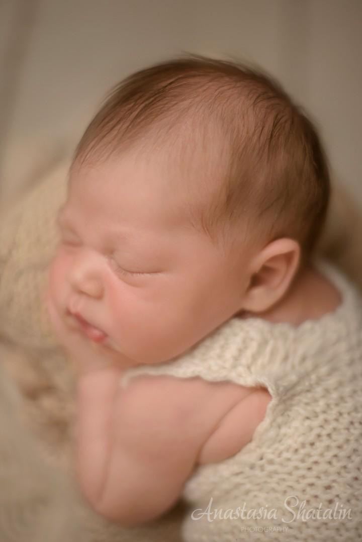 Newborn photographer Sacramento, Elk grove, Roseville. Family photographer in Roseville, Rocklin, Folsom, Sacramento