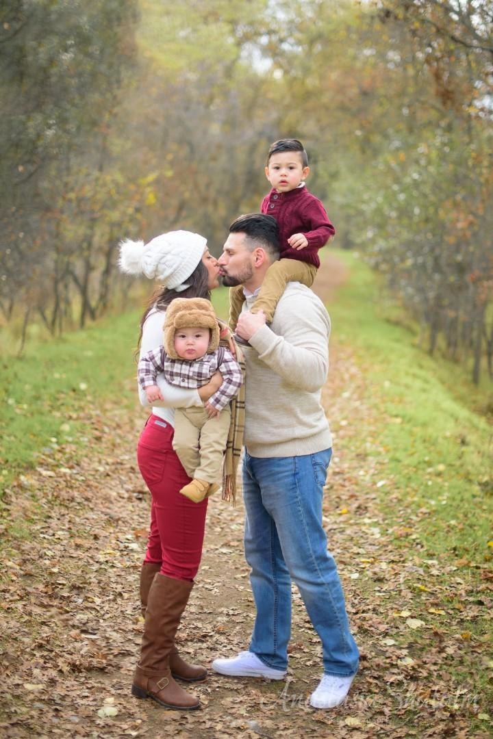Family. Family photographer in Roseville, Rocklin, Folsom, Sacramento
