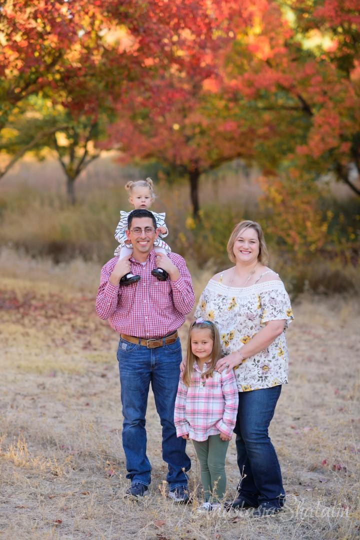 Outdoor fall location with family photographer. Family photographer in Roseville, Rocklin, Folsom, Sacramento