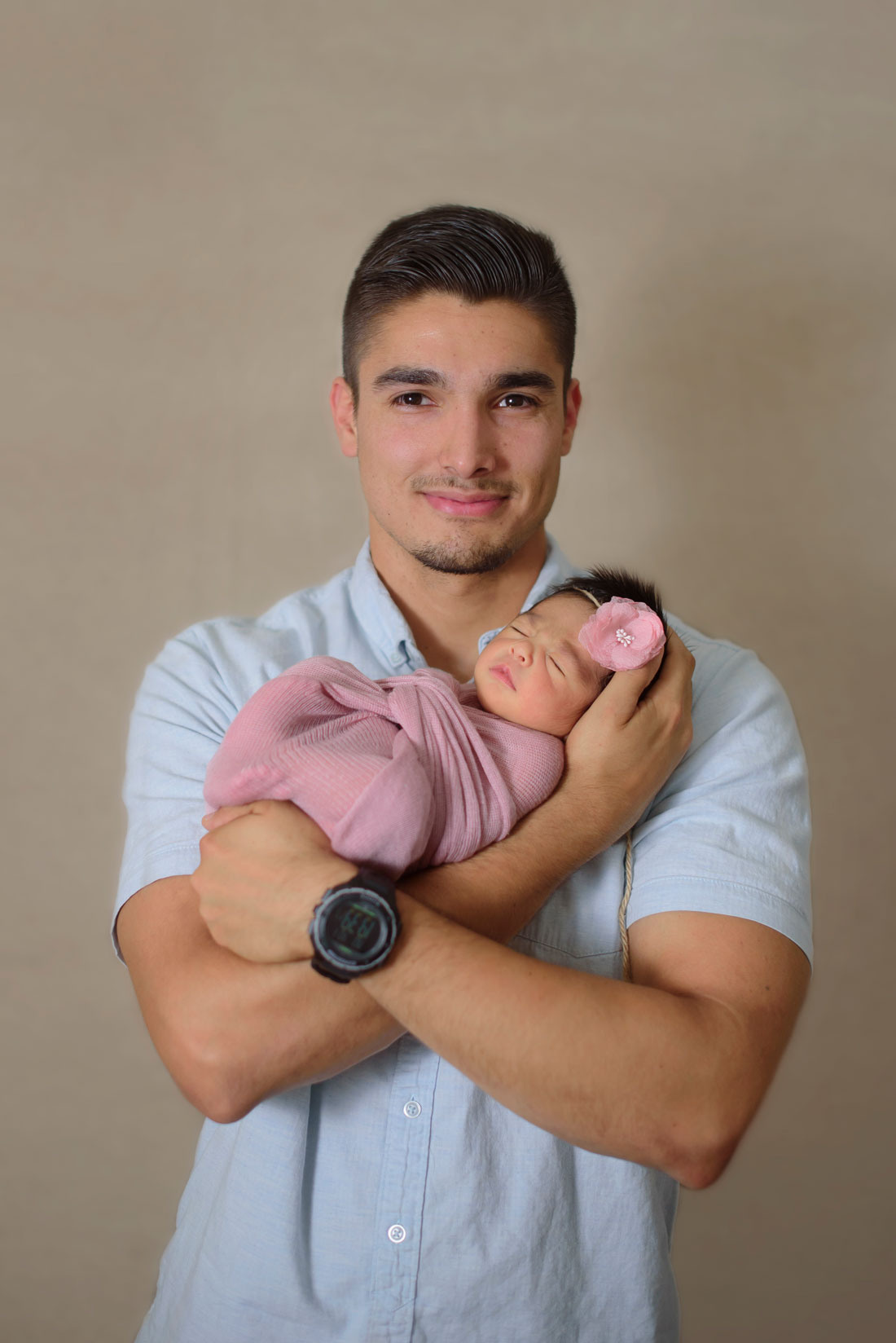 Newborn photography in Roseville. Family photographer in Roseville, Rocklin, Folsom, Sacramento