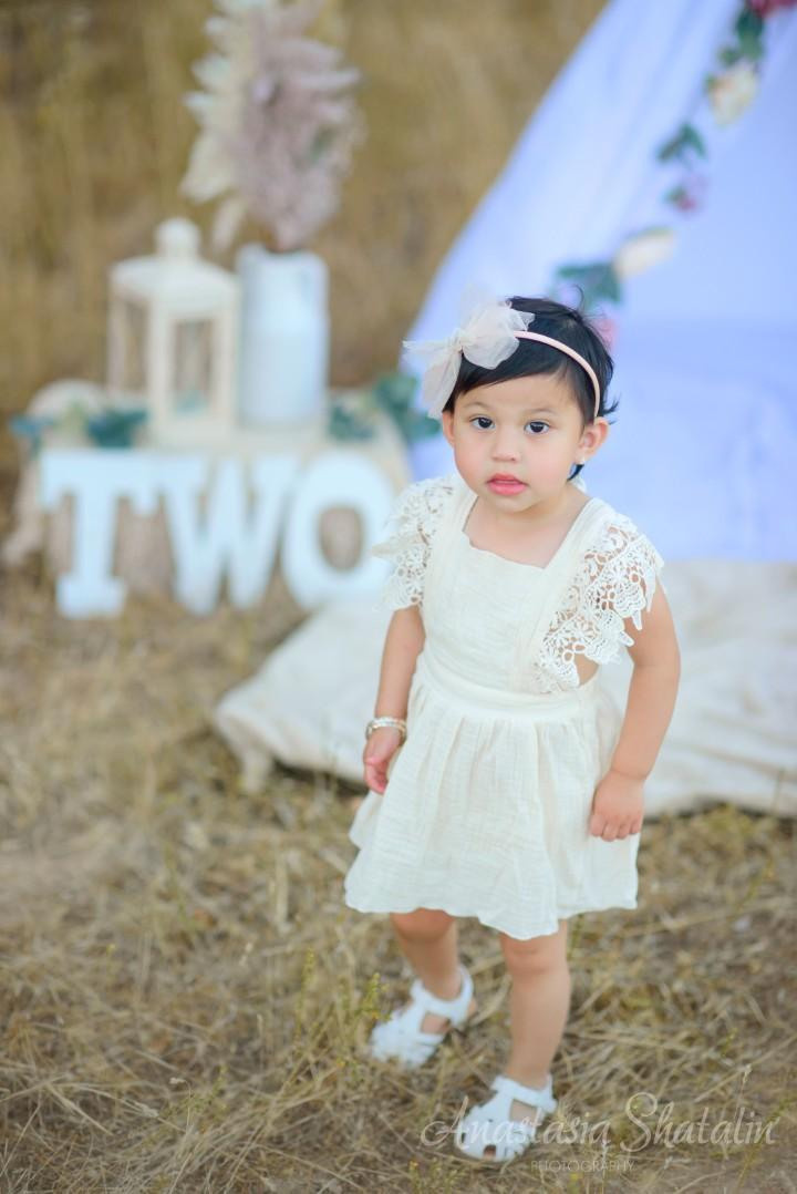 Second 2nd birthday girl photo shoot Boho. Family photographer in Roseville, Rocklin, Folsom, Sacramento