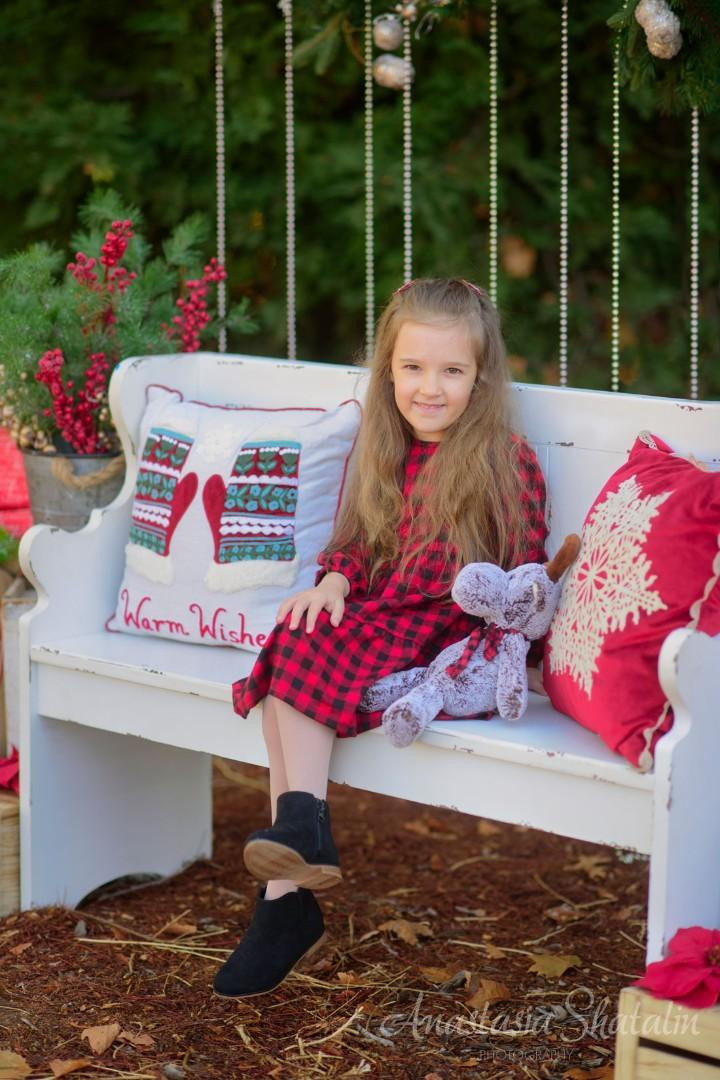 Christmas photos Roseville, Rocklin. Family photographer in Roseville, Rocklin, Folsom, Sacramento