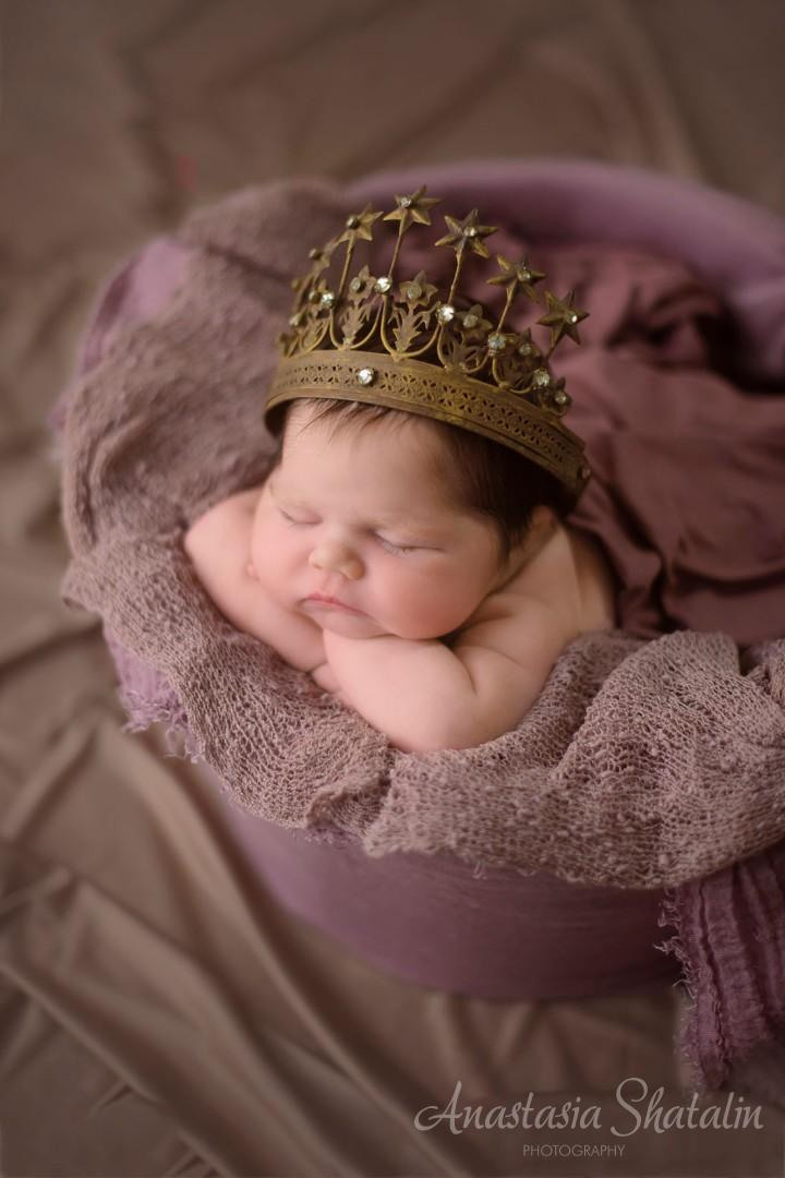 Rocklin newborn photographer. Family photographer in Roseville, Rocklin, Folsom, Sacramento