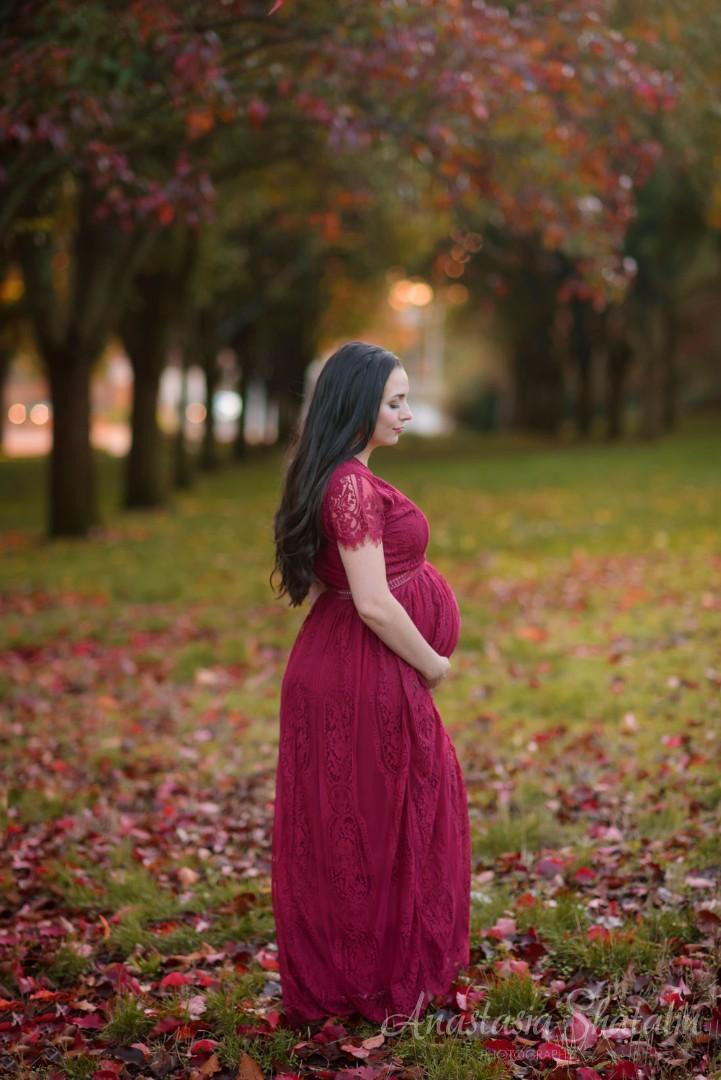 Fall maternity photography Roseville, CA. Family photographer in Roseville, Rocklin, Folsom, Sacramento