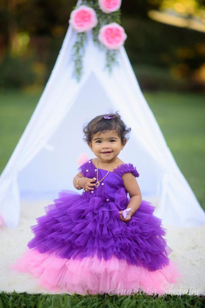 Family and birthday photos Roseville. Family photographer in Roseville, Rocklin, Folsom, Sacramento