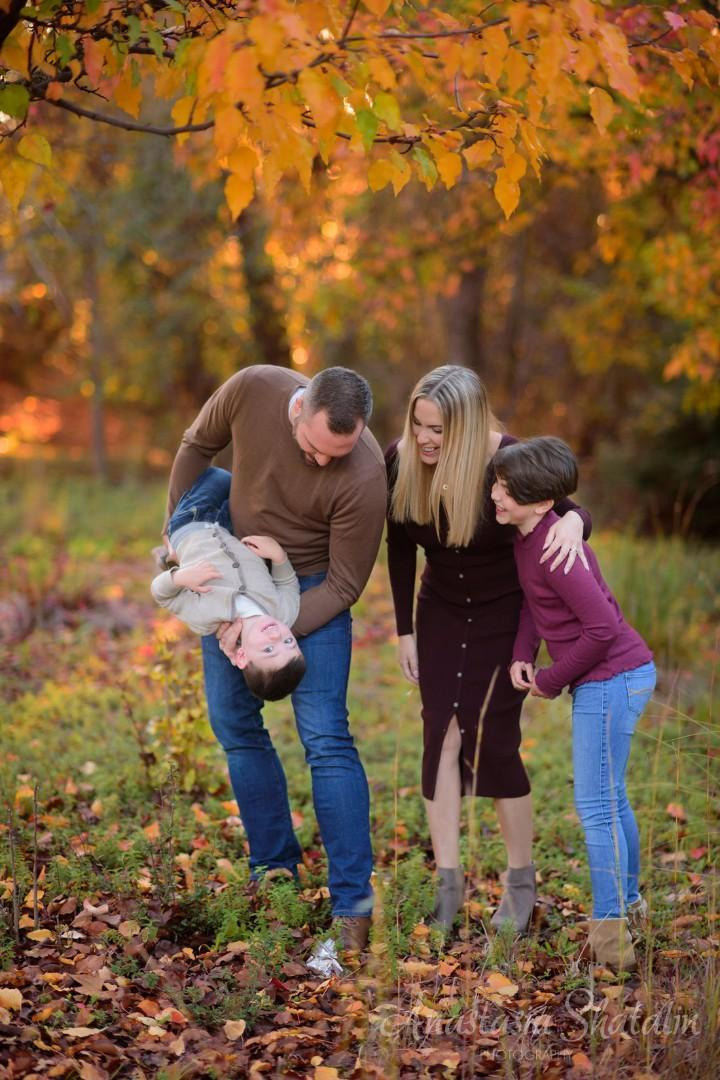 Fall family photographer Rocklin, Roseville, Sacramento. Family photographer in Roseville, Rocklin, Folsom, Sacramento