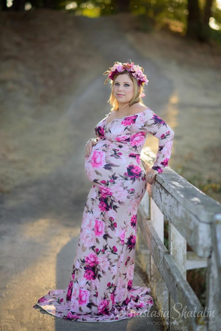Maternity photoshoot. Family photographer in Roseville, Rocklin, Folsom, Sacramento