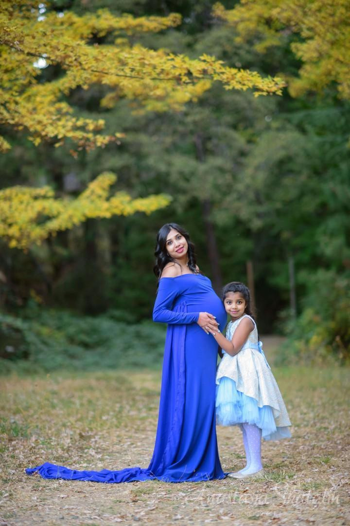 Fall pregnancy photos Rocklin, Roseville, Sacramento. Family photographer in Roseville, Rocklin, Folsom, Sacramento