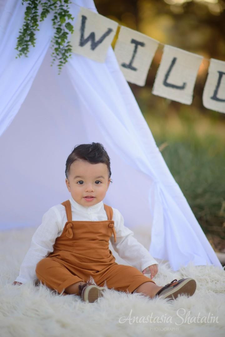 Sacramento first birthday photography. Family photographer in Roseville, Rocklin, Folsom, Sacramento