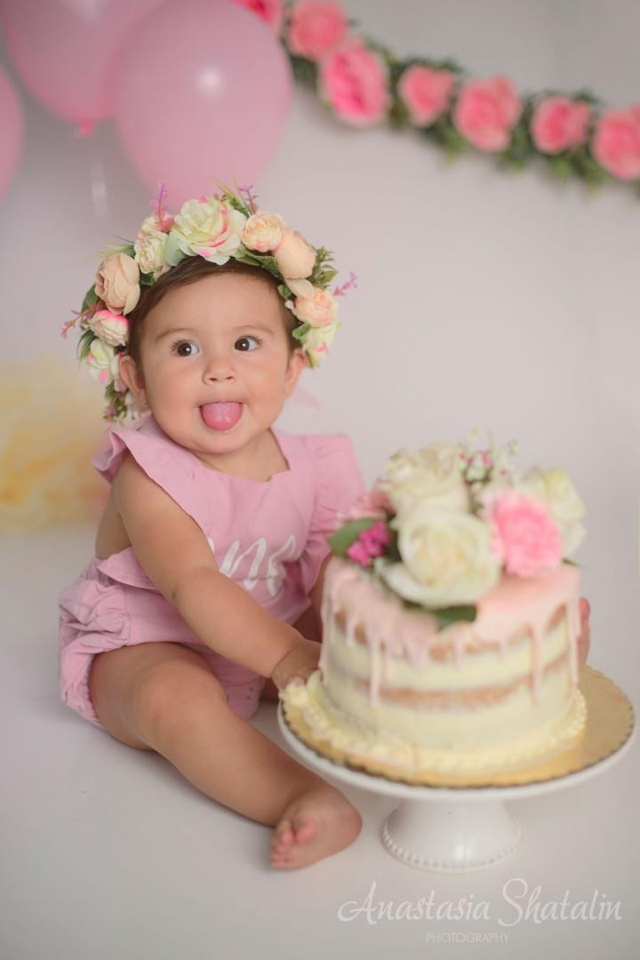 First birthday photography Rocklin. Family photographer in Roseville, Rocklin, Folsom, Sacramento