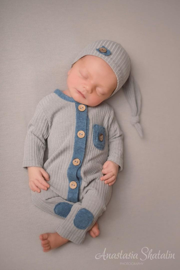 Newborn photographer Rocklin California. Family photographer in Roseville, Rocklin, Folsom, Sacramento