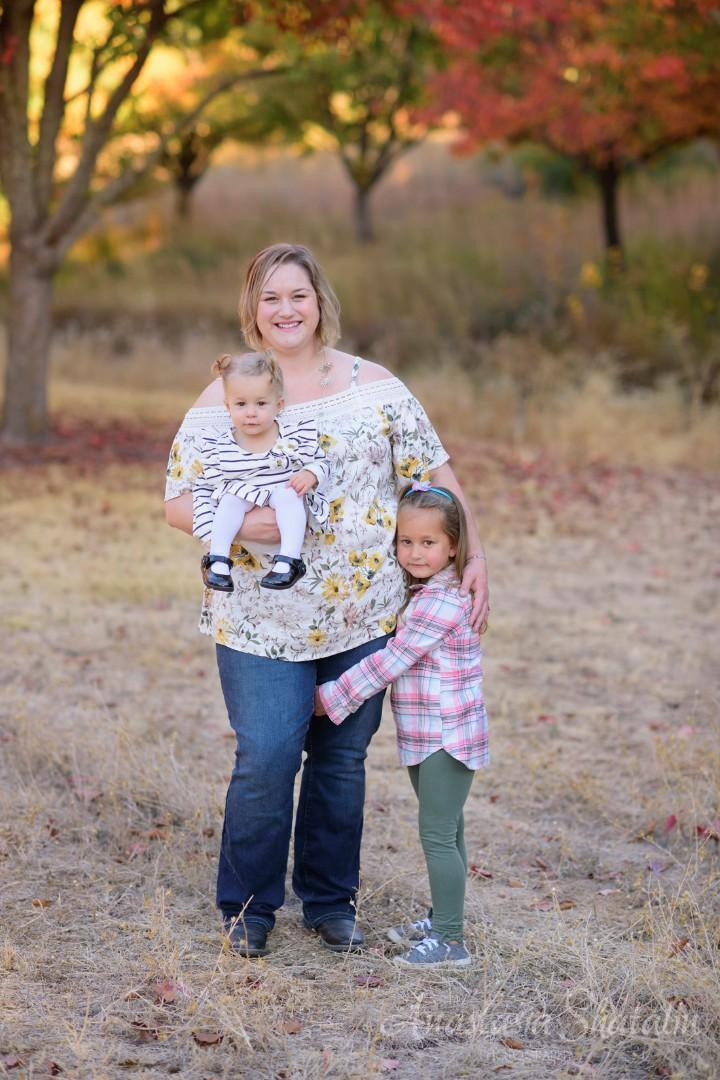 Outdoor fall location with family photographer. Family photographer in Roseville, Rocklin, Folsom, Sacramento