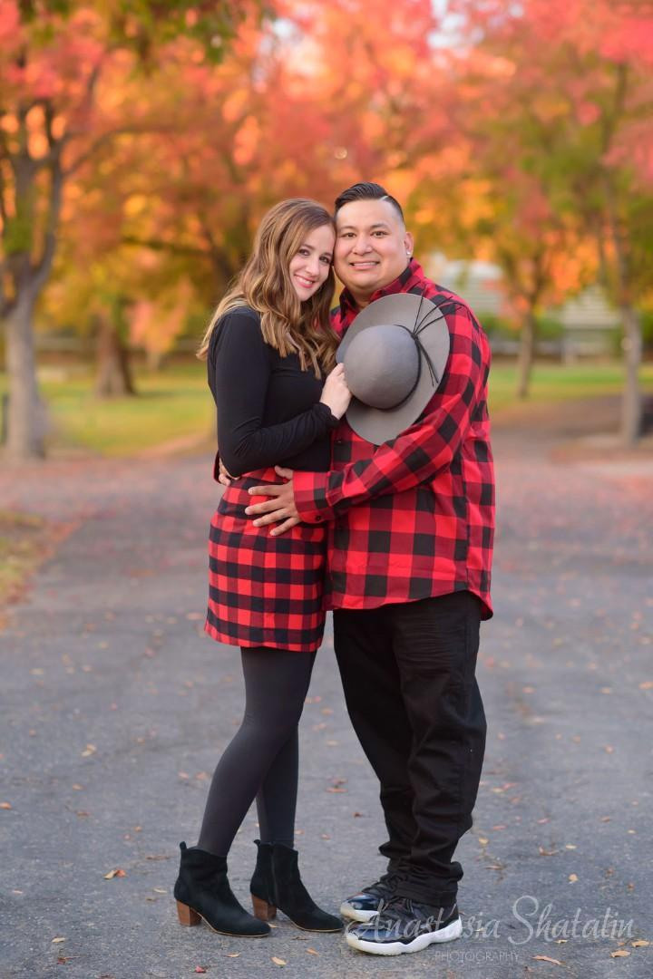 Autumn family photos Sacramento. Family photographer in Roseville, Rocklin, Folsom, Sacramento