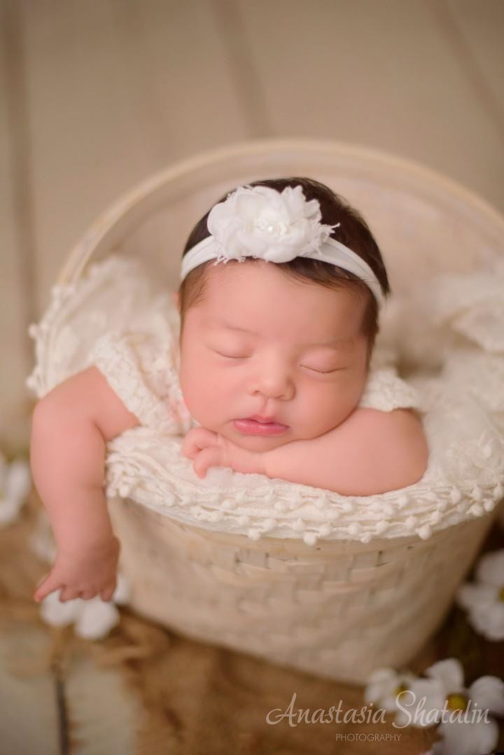 Yuba city newborn photographer. Family photographer in Roseville, Rocklin, Folsom, Sacramento