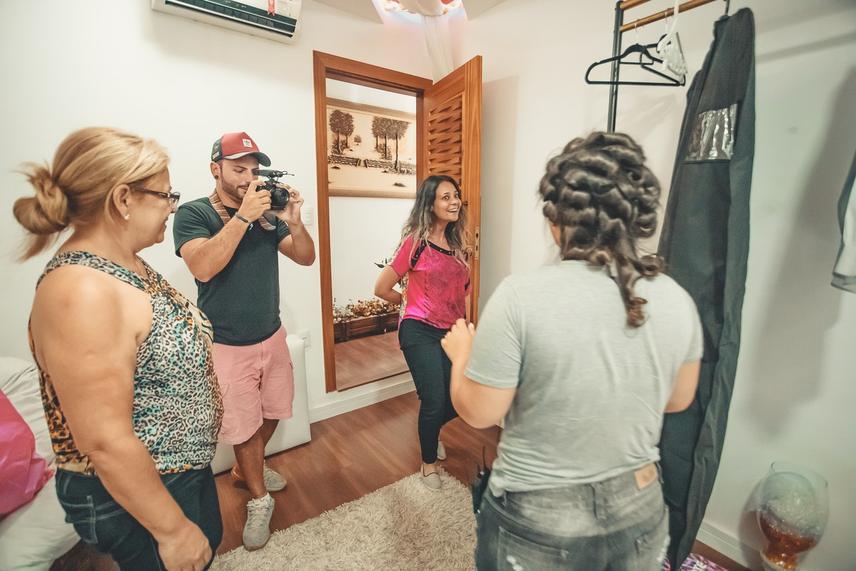 Making Of de Prova de Vestido e Make. Fotógrafa de Eventos em São Paulo e Sorocaba Kika Damasceno