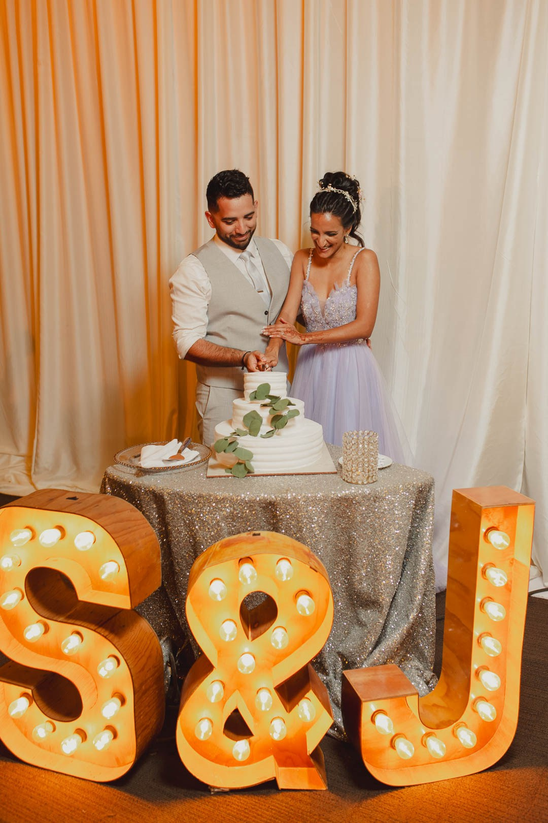 Sneha & Jon — Hindu & Christian Wedding — Barcelo Palace. Destination wedding photographer based in Cancun and Riviera Maya with service worldwide