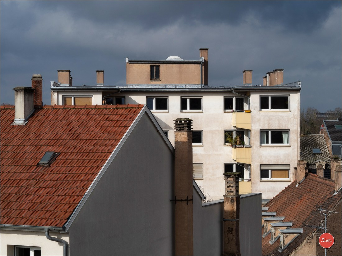 Strasbourg. Urbanisme. Entrelacement de fils, trains, bâtiments, voitu. Photographe à Strasbourg | Portraits, Studio, Enfants, Événements