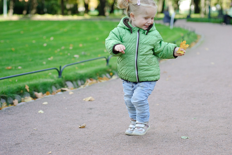 Jana and Katya at Mikhailovsky garden. Victoria Dini. Art photography in London / Folkestone, UK