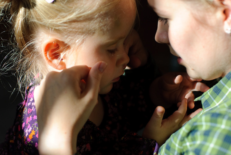 Jana and Katya at Mikhailovsky garden. Victoria Dini. Art photography in London / Folkestone, UK