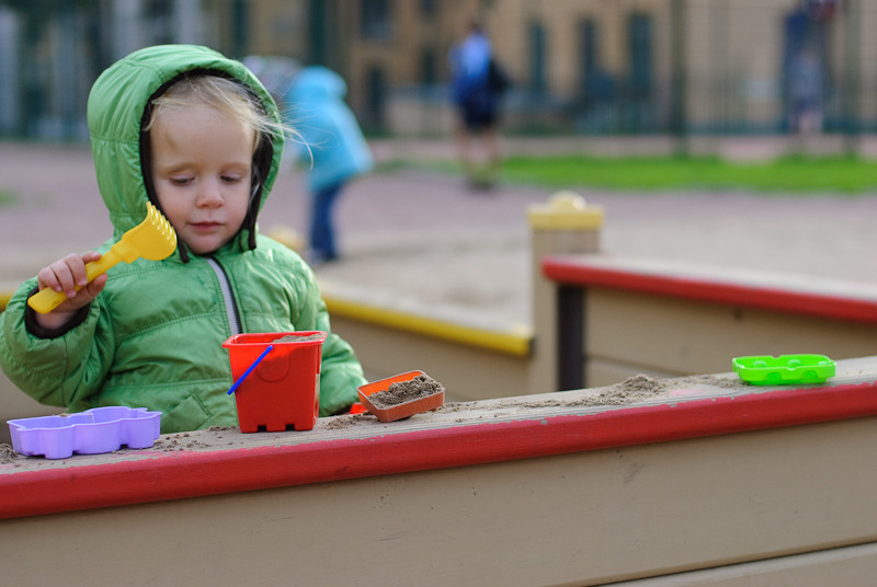 Jana and Katya at Mikhailovsky garden. Victoria Dini. Art photography in London / Folkestone, UK
