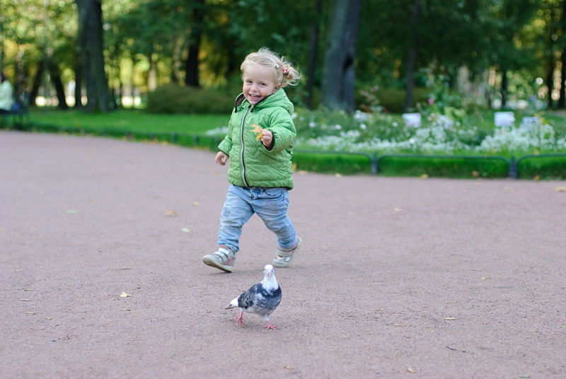 Jana and Katya at Mikhailovsky garden. Victoria Dini. Art photography in London / Folkestone, UK