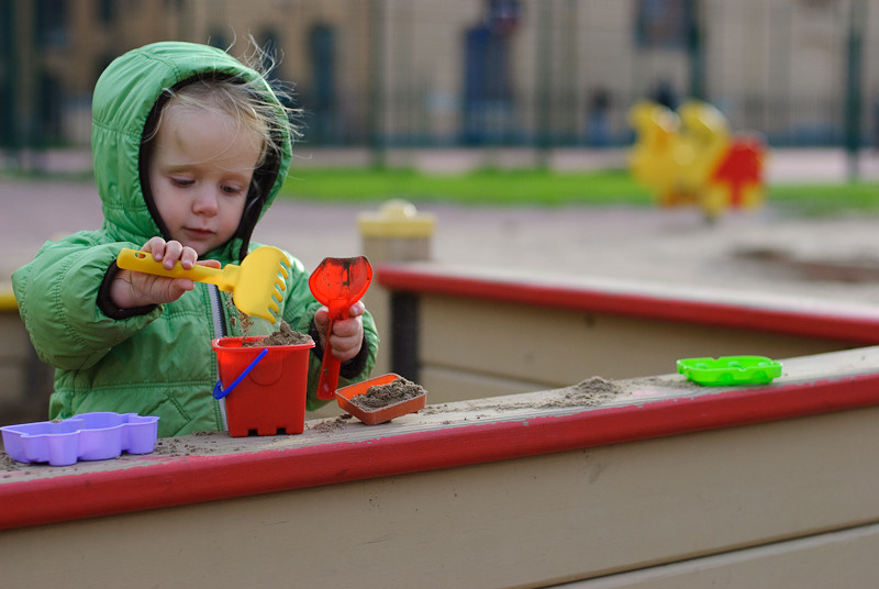 Jana and Katya at Mikhailovsky garden. Victoria Dini. Art photography in London / Folkestone, UK