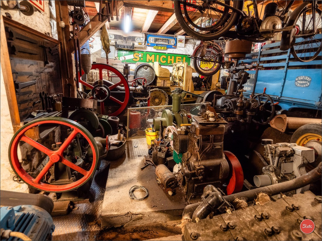Удивительное место - частный музей старинного хлама - Fahrzeugmuseum. Photographe à Strasbourg | Portraits, Studio, Enfants, Événements