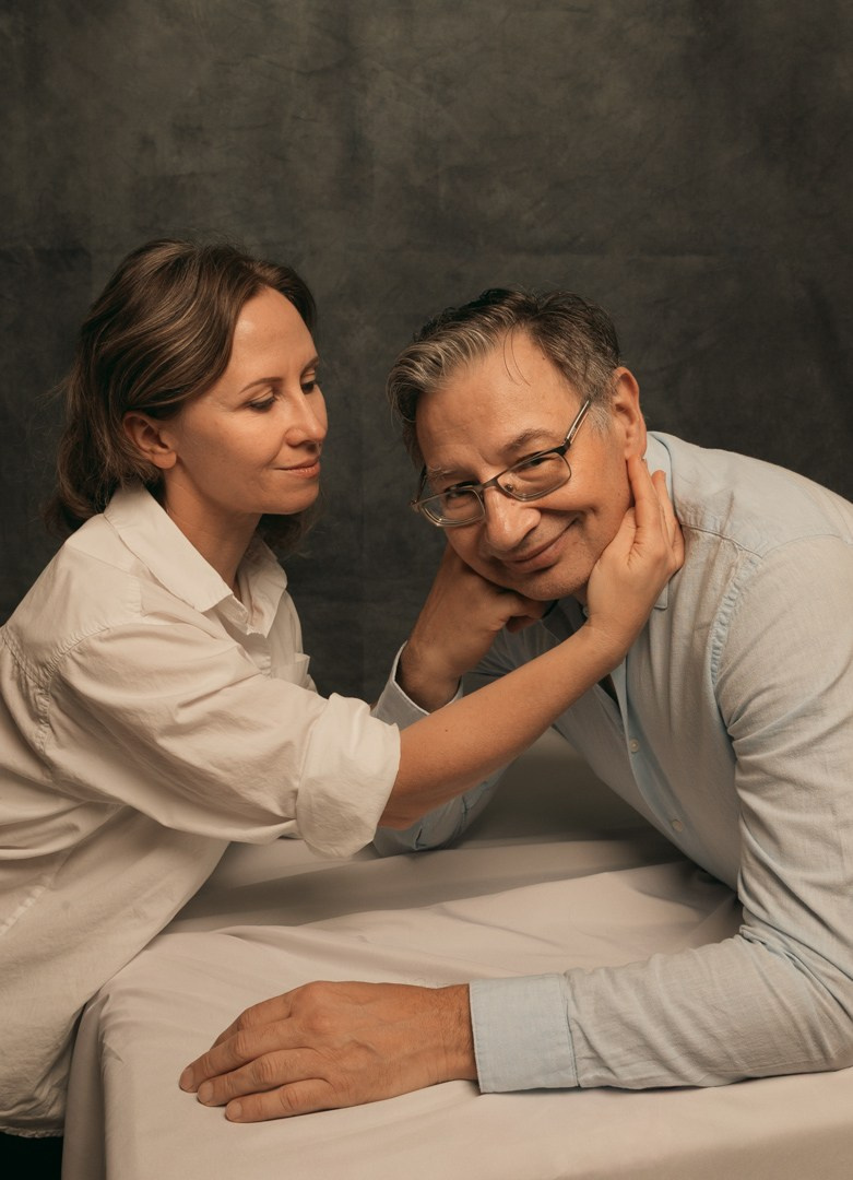PHOTOGRAPHER JENNY IN CALGARY. I am a portrait and family photographer Jenny in Calgary