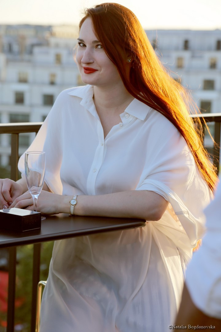 Sur les toits de Paris. Soirée. Natalia Bogdanovska. Films et photographie corporate en France