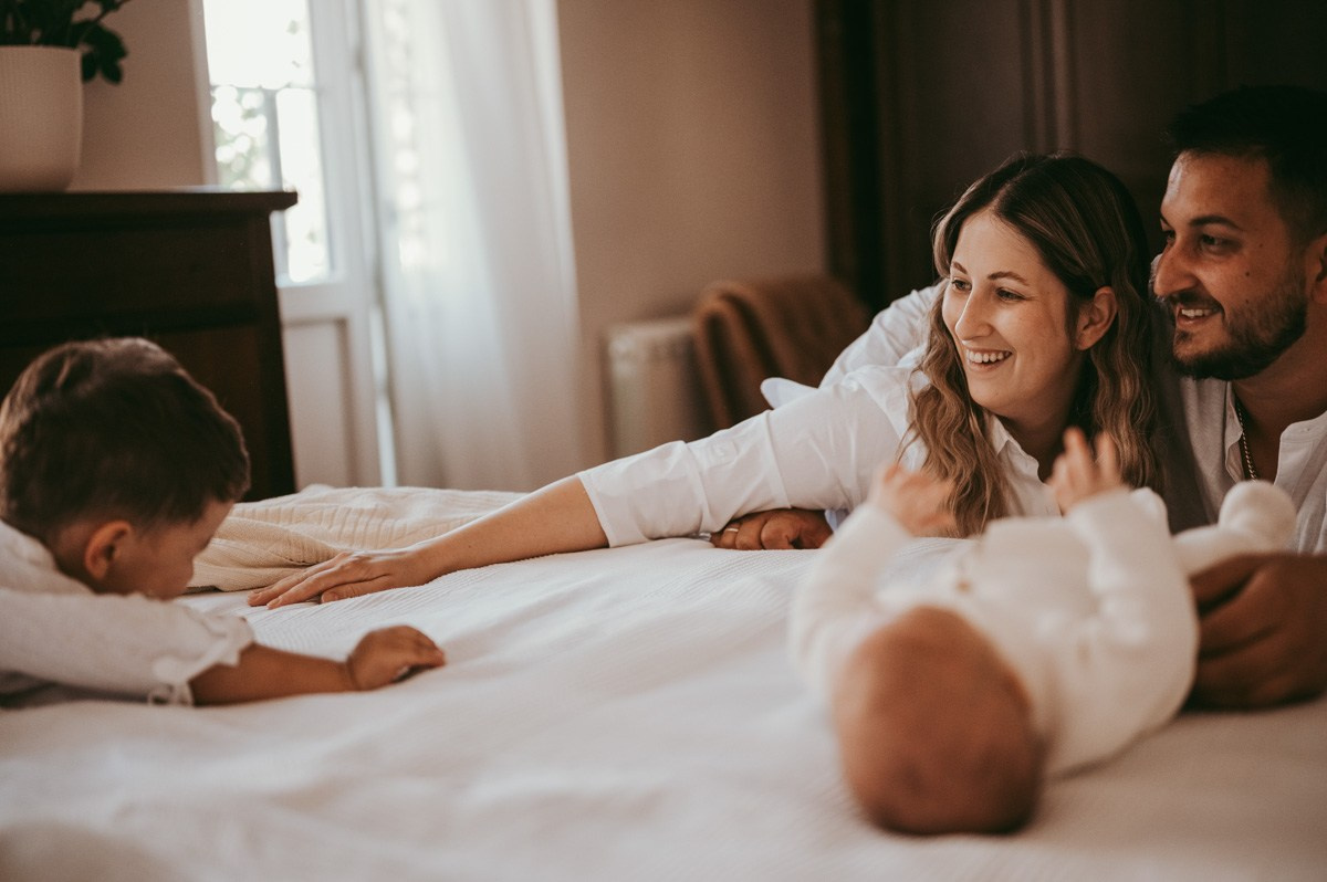 Nina, Filip, Viktor i Igor / porodicno fotografisanje. Deciji i porodicni fotograf u Beogradu Oksana Skendzic