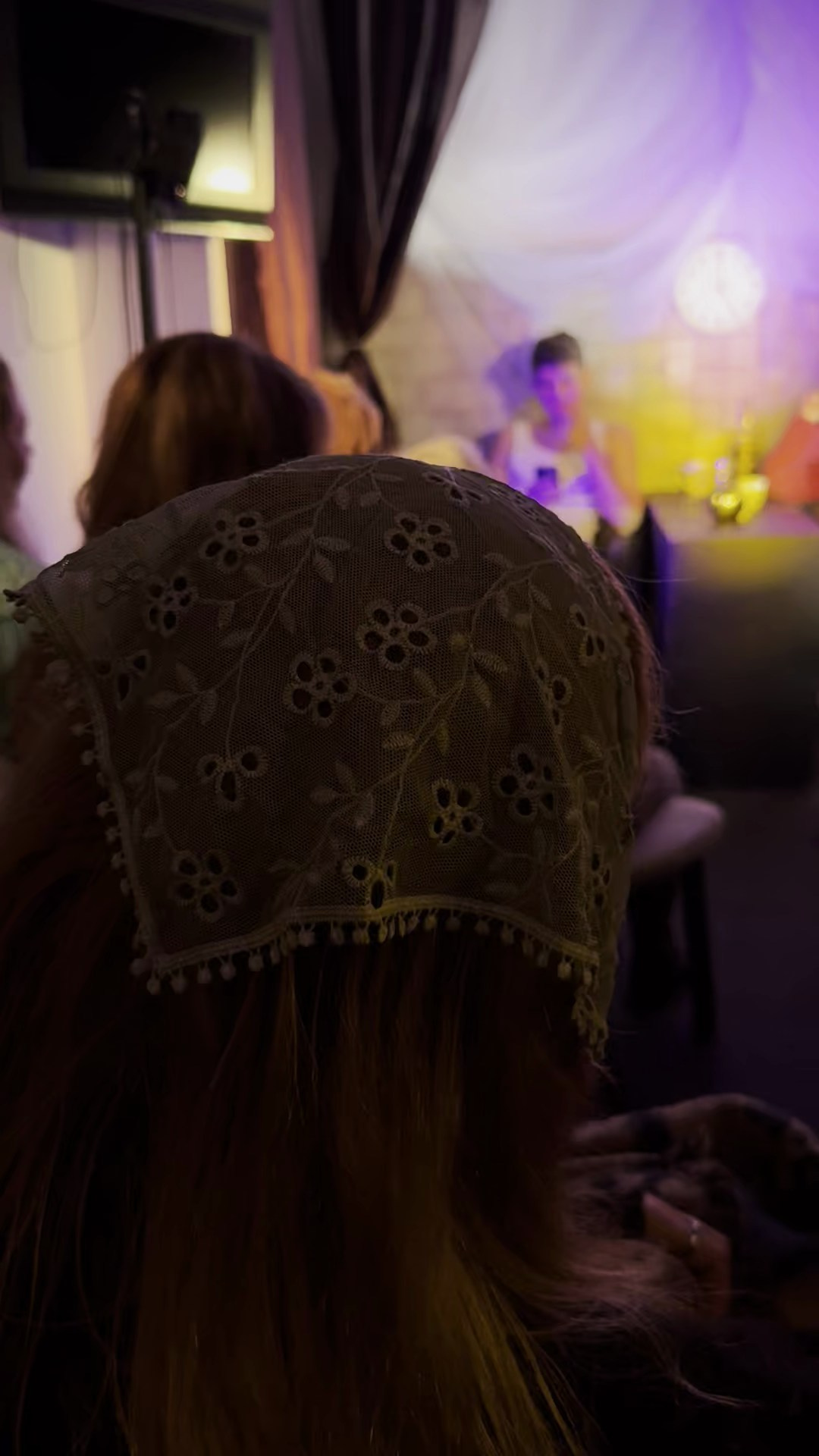 Фоторепортаж вистави у Будві. Портретний фотограф Альона Новгородцева