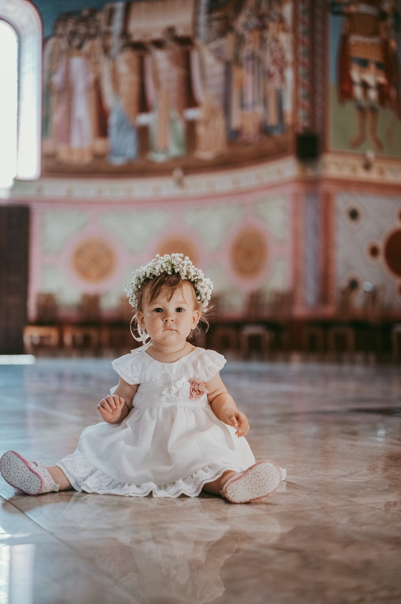 Tarino krstenje. Deciji i porodicni fotograf u Beogradu Oksana Skendzic