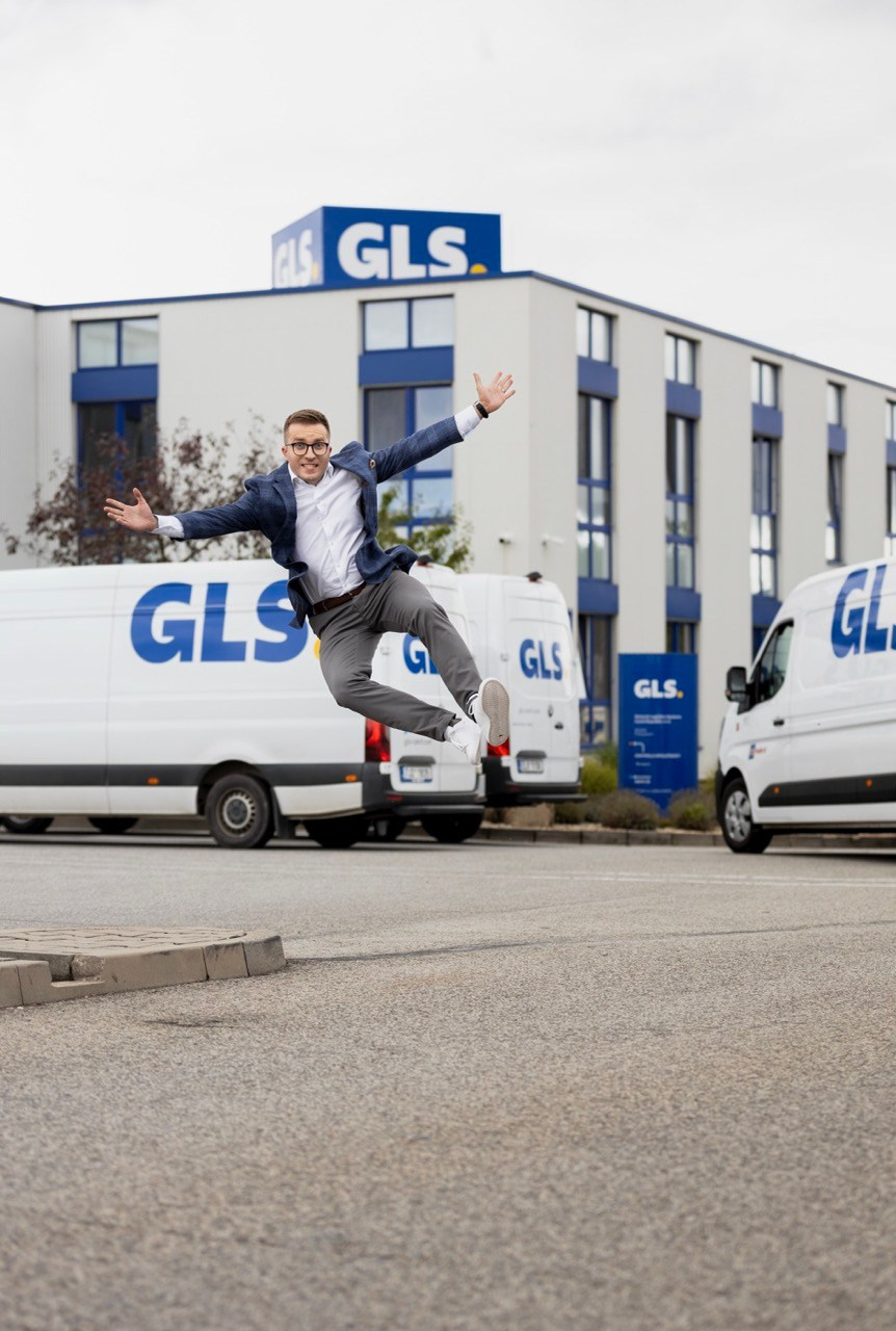 Korporátní a firemní fotografie. Dana Lišková — Empathetic Photographer | Introspective Artist |Neurodivergent Coach | Founder of Artepy.cz