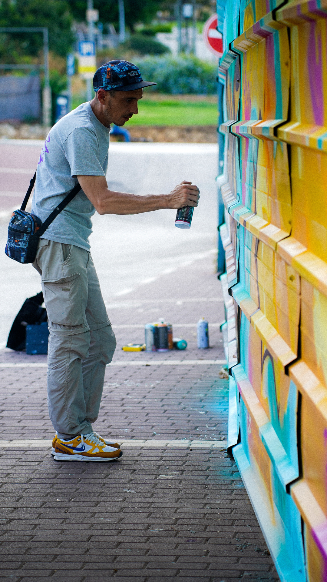 שירותים. יותם שחר צילום ועריכה