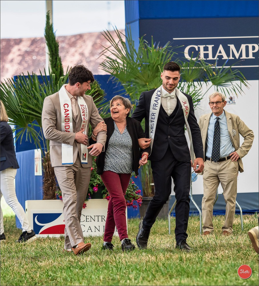 Championnat de France du chien de race  🇫🇷  DIJON (château de Brognon) 7-8/06/2025. Photographe à Strasbourg | Portraits, Studio, Enfants, Événements