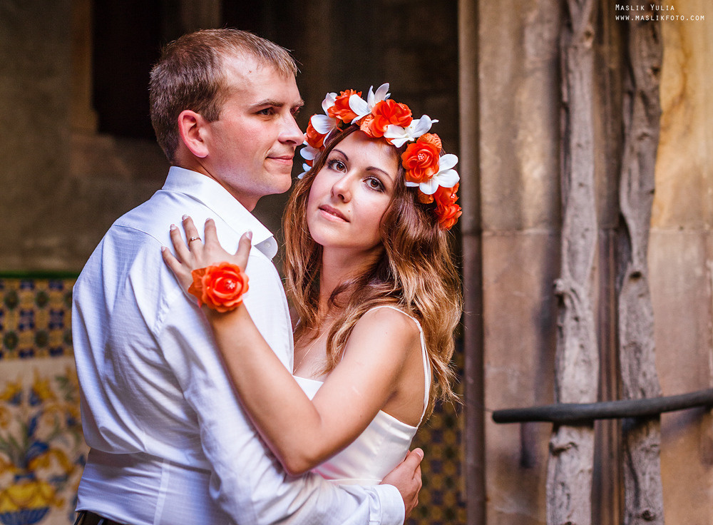 Wedding photo session in Badalona, Spain. Photographer in Barcelona Spain Maslik Yulia