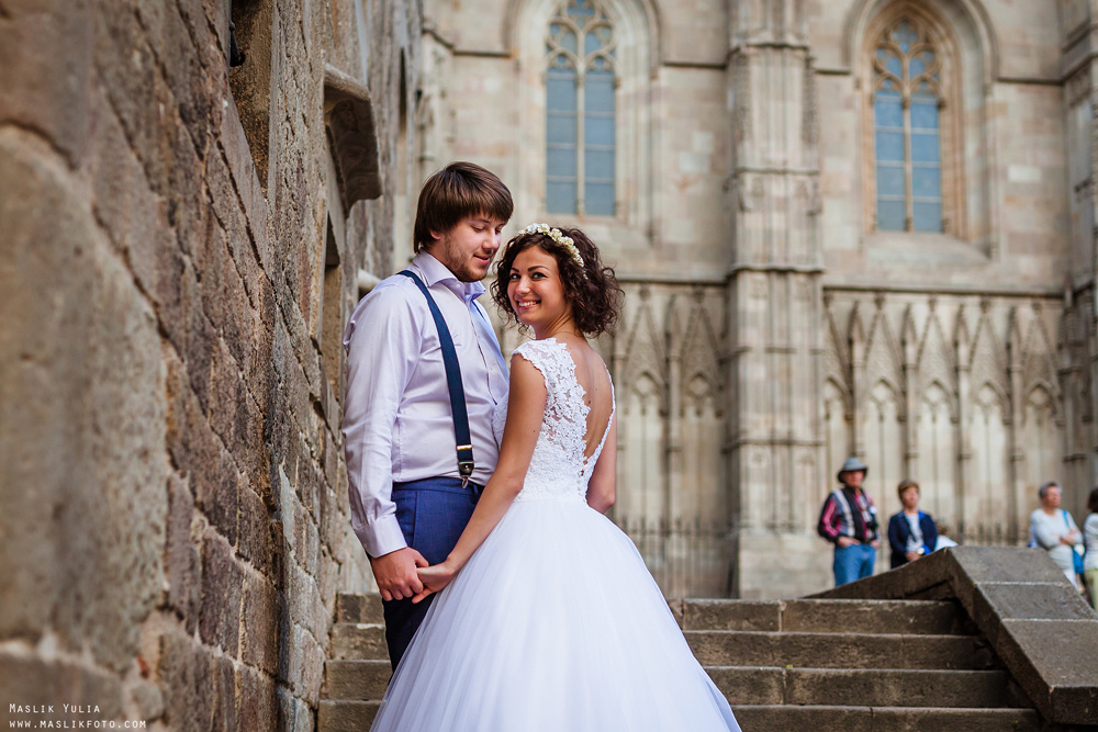 Wedding photo session in Lloret de Mar. Photographer in Barcelona Spain Maslik Yulia