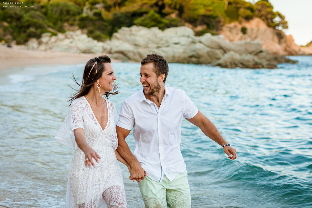 Пляжная фотосессия в Калелье. Фотограф в Барселоне Испании Маслик Юлия