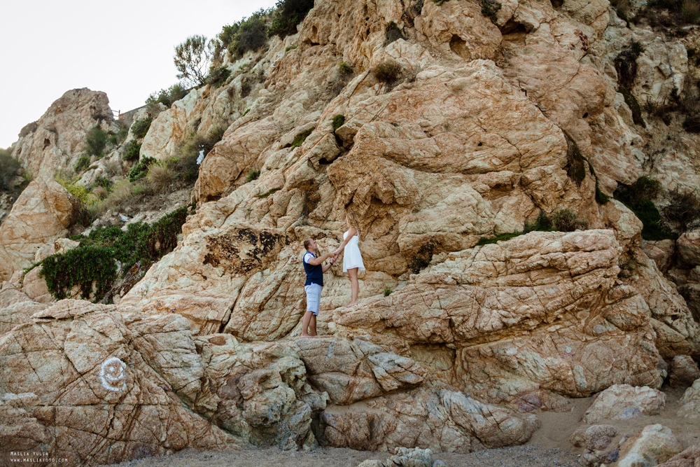 Нежная фотосессия в Барселоне. Фотограф в Барселоне Испании Маслик Юлия