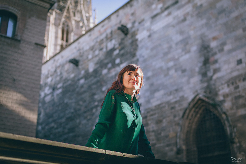 Autumn photo shoot in Barcelona. Photographer in Barcelona Spain Maslik Yulia