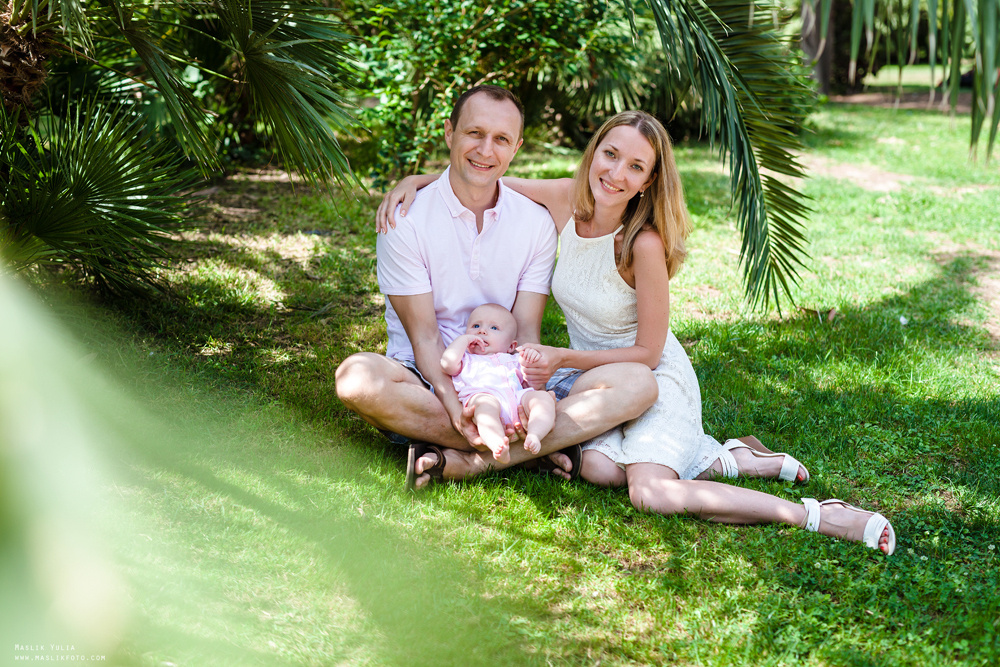 Летняя семейная фотосессия в Барселоне. Фотограф в Барселоне Испании Маслик Юлия