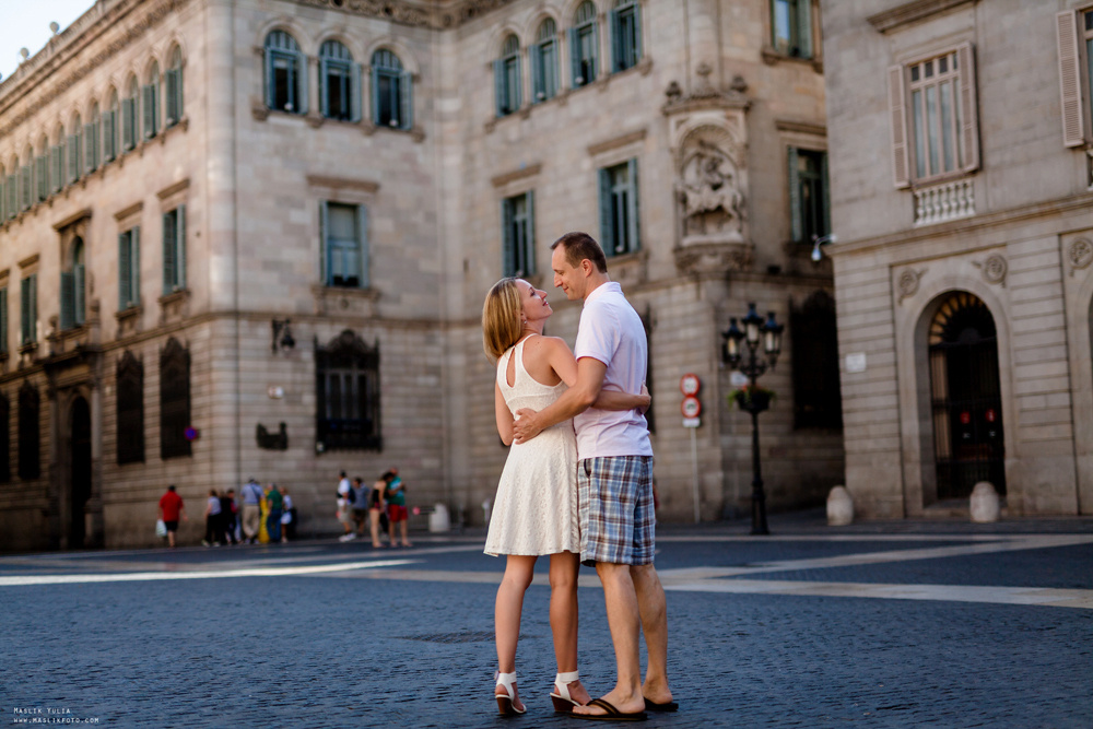 Летняя семейная фотосессия в Барселоне. Фотограф в Барселоне Испании Маслик Юлия