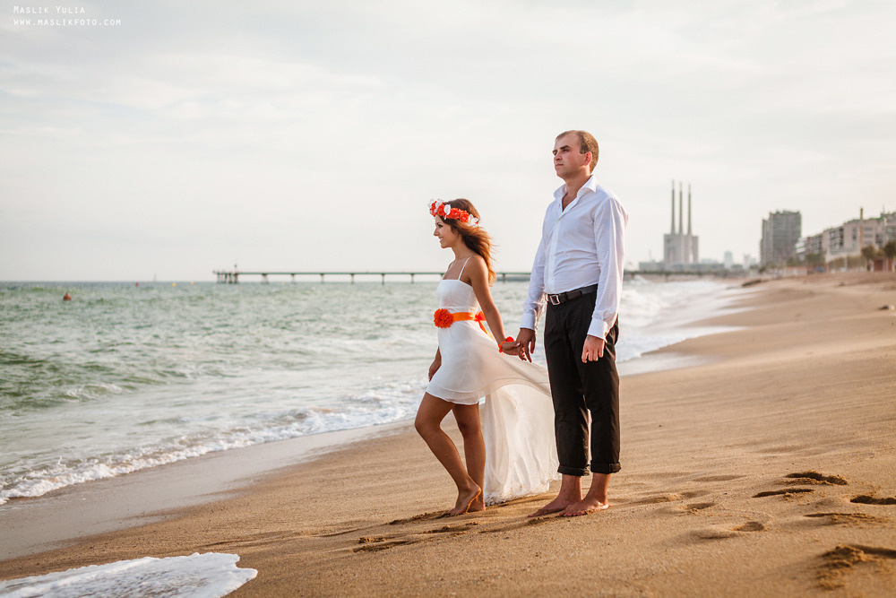 Wedding photo session in Badalona, Spain. Photographer in Barcelona Spain Maslik Yulia