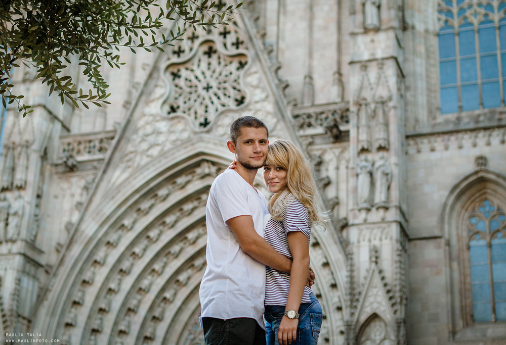 Dynamiczna sesja zdjęciowa w Barcelonie. Fotograf w Barcelonie Hiszpanii Maslik Yulia