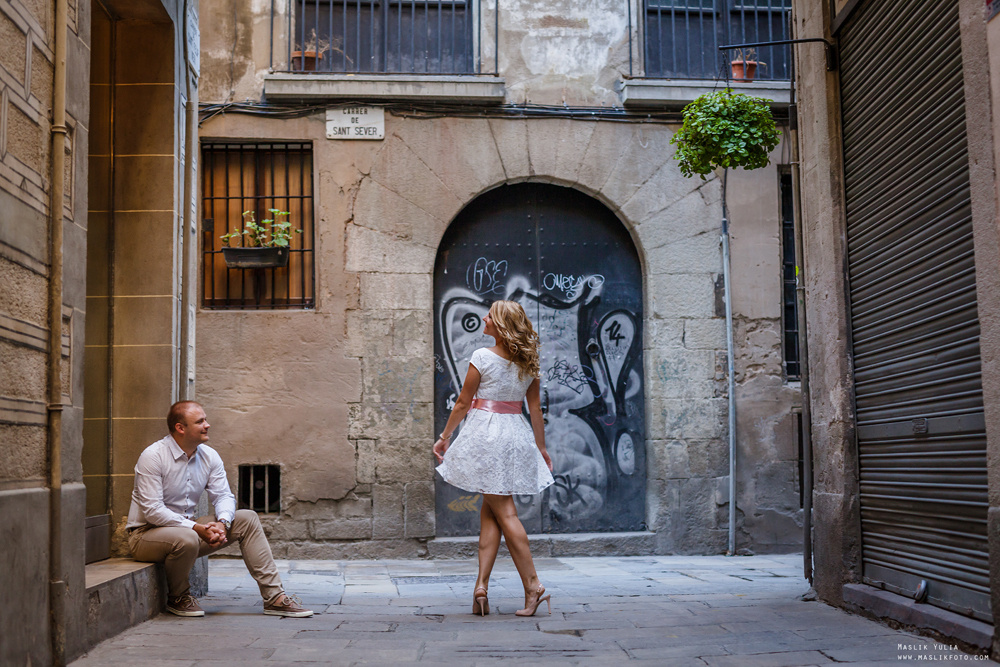 Нежная фотосессия в Барселоне. Фотограф в Барселоне Испании Маслик Юлия