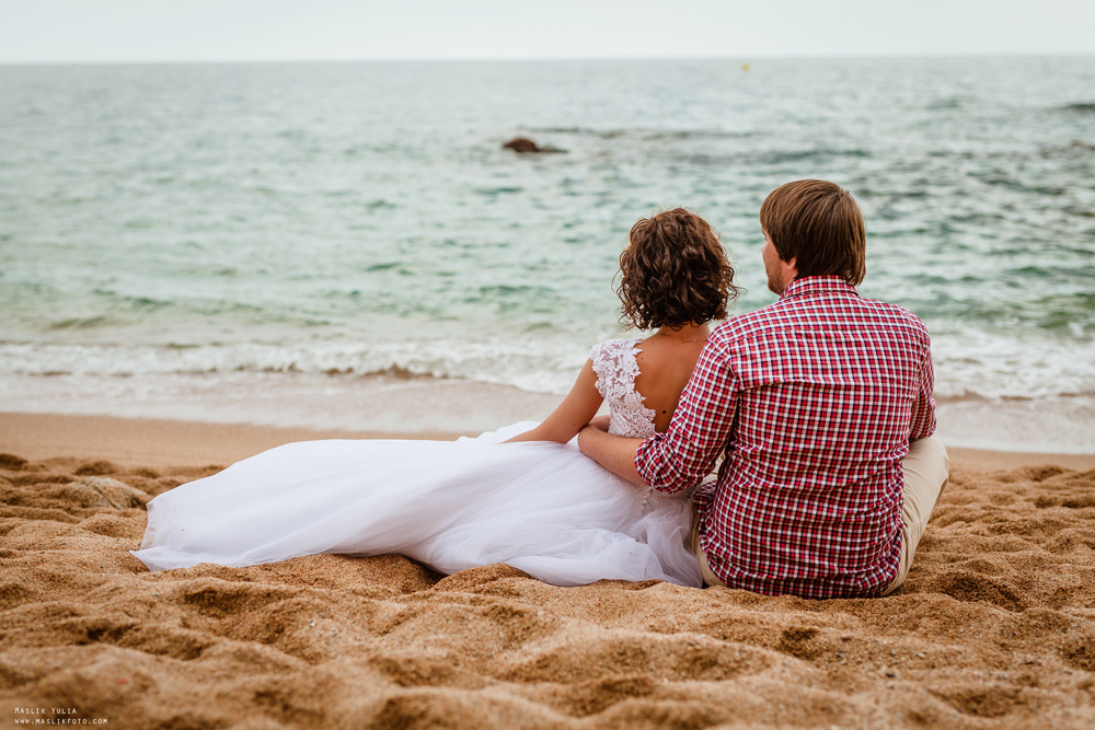 Wedding photo session in Lloret de Mar. Photographer in Barcelona Spain Maslik Yulia