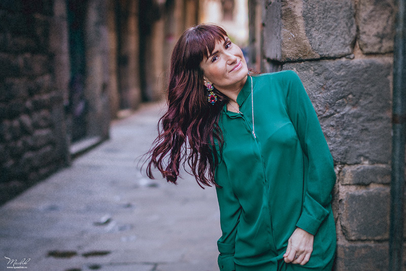 Autumn photo shoot in Barcelona. Photographer in Barcelona Spain Maslik Yulia