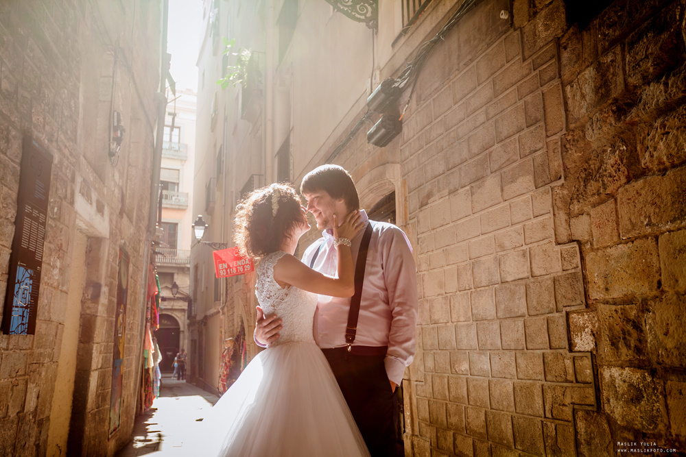 Wedding photo session in Lloret de Mar. Photographer in Barcelona Spain Maslik Yulia